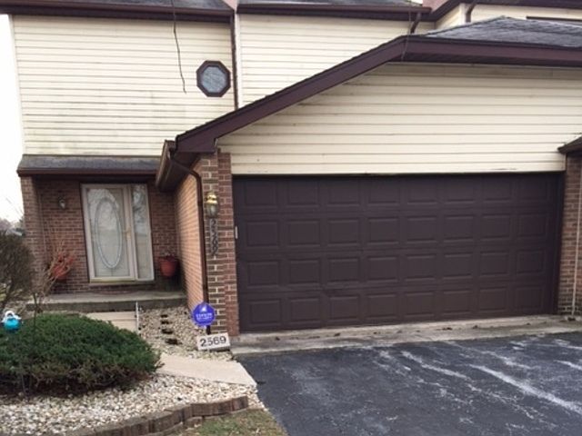 1st image of 2569 Lake Shore Dr