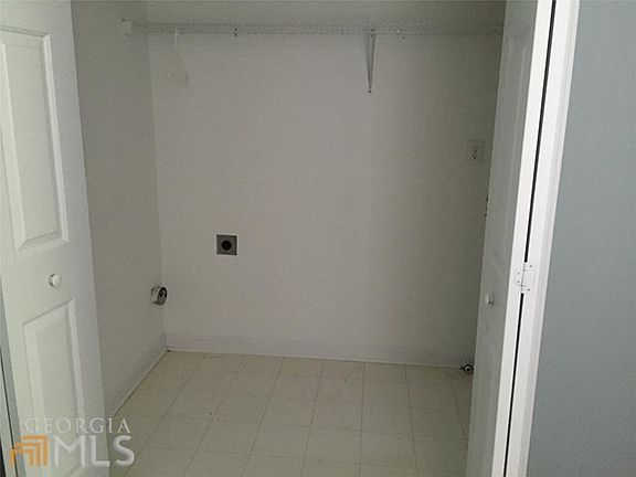 5th image of 4780 Crawford Oaks Dr