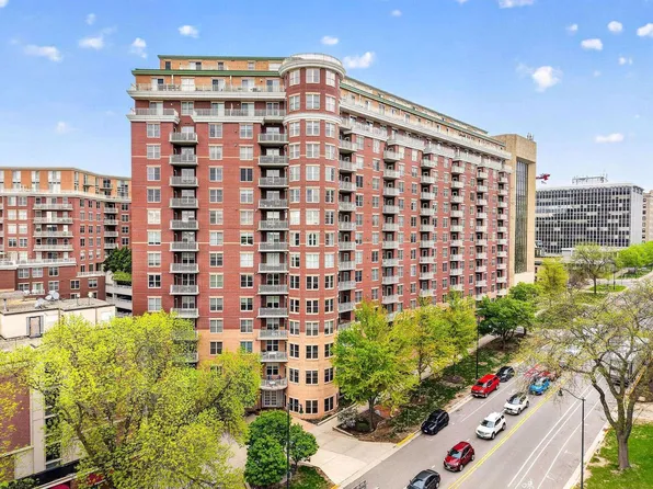 360 W Washington Avenue #415, Madison, WI 53703