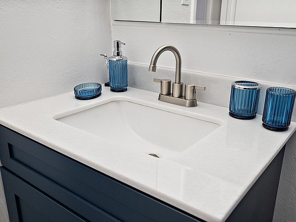 4th image of 1033 N 25th St #2