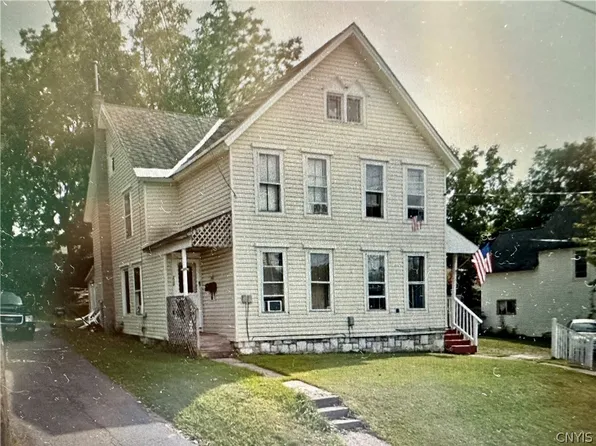 212 E Main St, Watertown, NY 13601