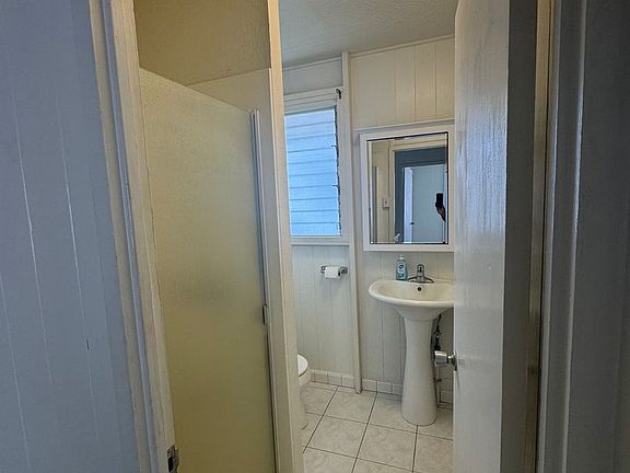 3rd image of 723 Hausten St #102