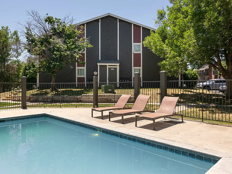 Oak Ridge Apartments — Photo 31