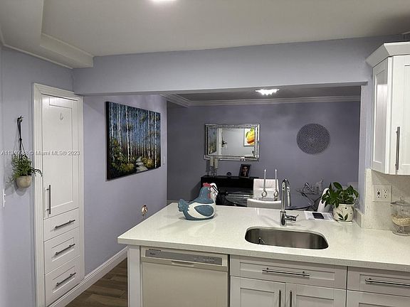4th image of 10241 NW 9th Street Cir APT 105-5
