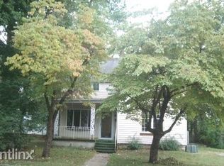 1216 W Florida St, Springfield, MO 65803