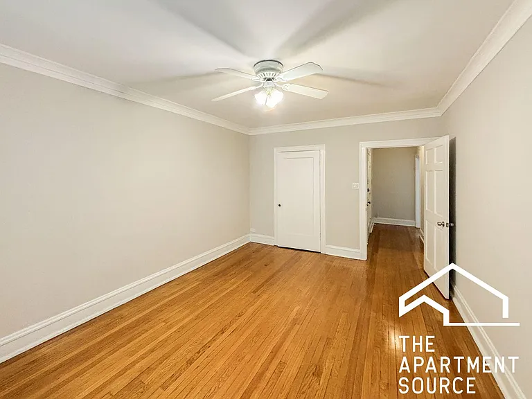 5110 N Wolcott Ave #2 — Photo 4