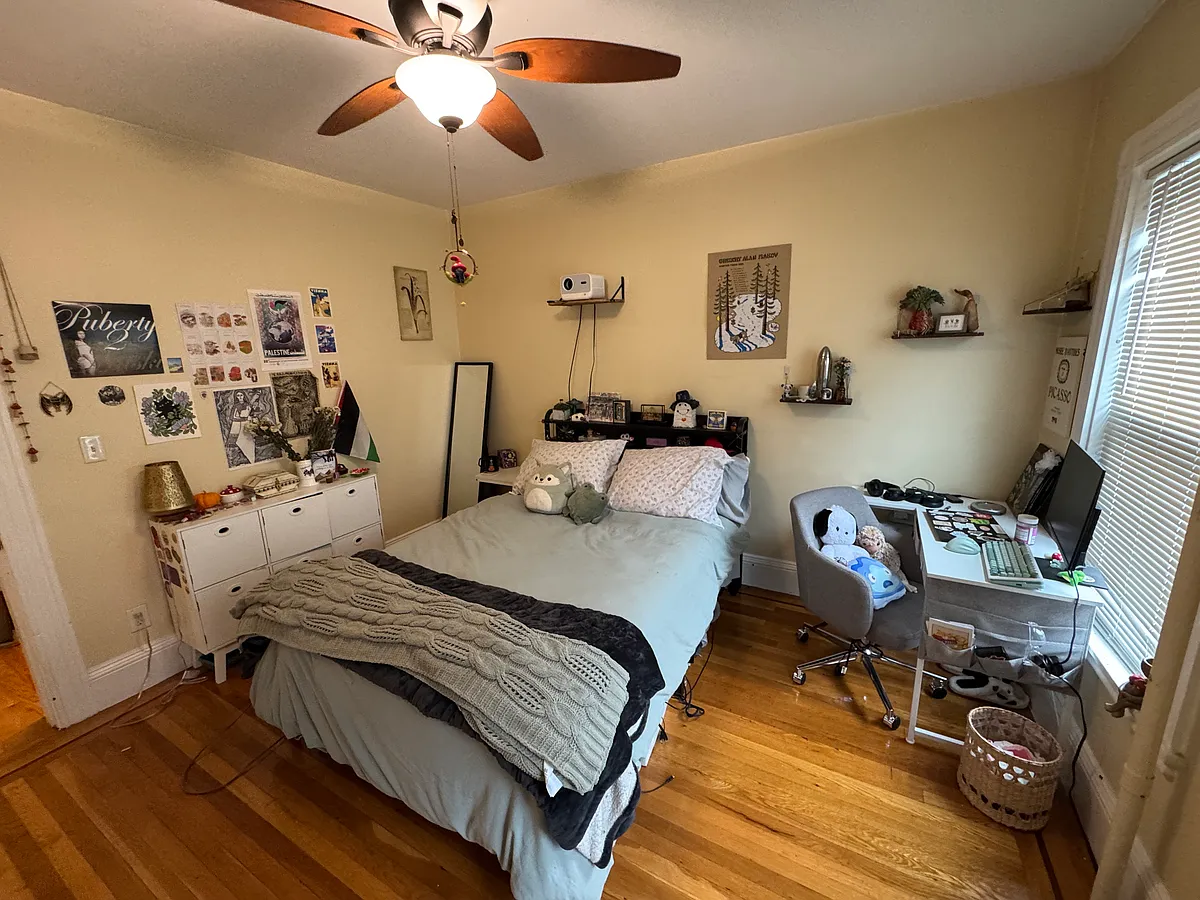Building Photo - 42-44 Gorham St #2