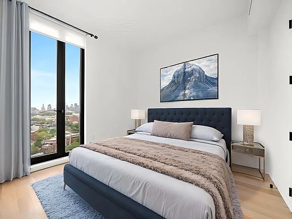 5th image of 329 Broadway #140
