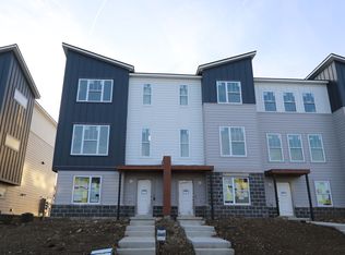 312 Steeples Blvd, Indianapolis, IN 46222