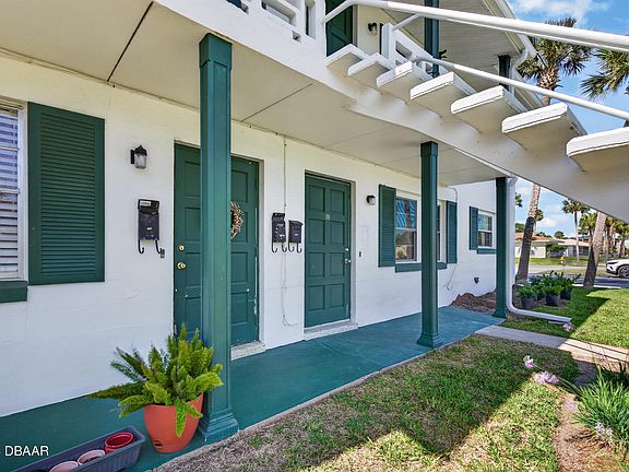3rd image of 1800 S Palmetto Ave #1010