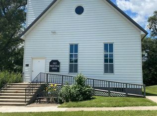 304 Walnut St, Lucas, IA 50151