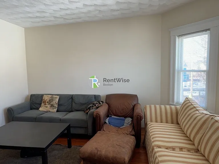 288 Boston Ave #3 — Photo 4
