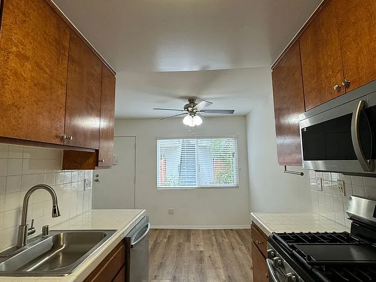 5650 Fair Ave — Photo 13