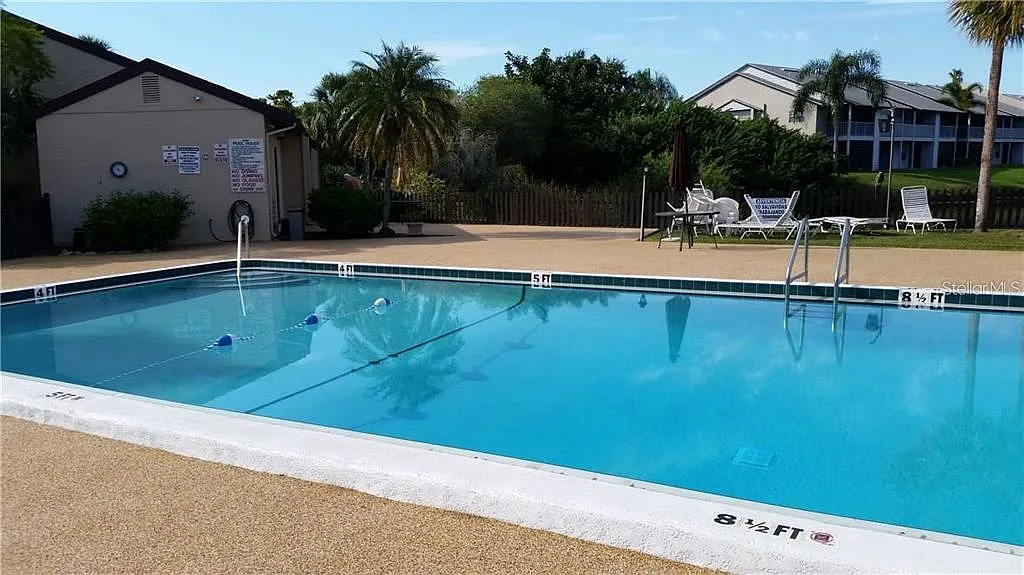 2 bed, 2.0 bath, 967 sqft, $1,625 — Photo 3