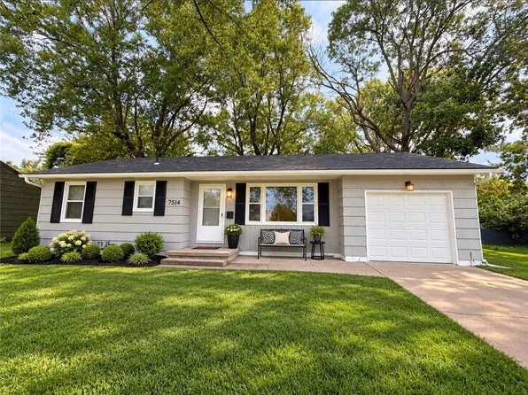7514 Woodson Rd, Raytown, MO 64138