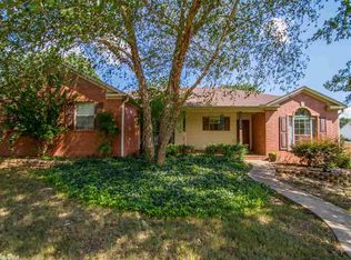 2405 Cherry Creek Cir, Bryant, AR 72022