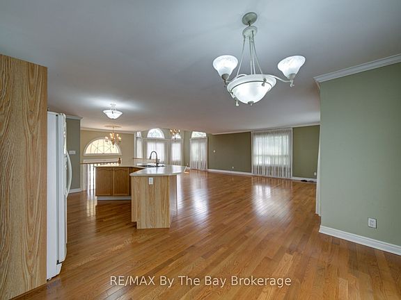 4th image of 452 Ramblewood Dr
