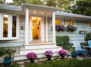 32 Colonial Rd, Hingham, MA 02043