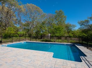 10 Upper Firestone Rd, Montauk, NY 11954
