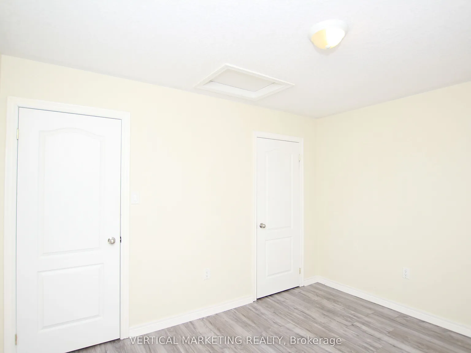 3 bed, $3,000 — Photo 4
