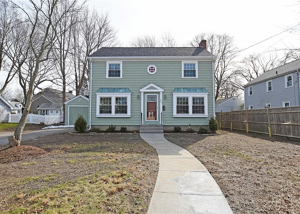 1st image of 245 Newman Ave E