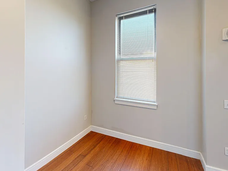 4400 Manchester Ave — Photo 9
