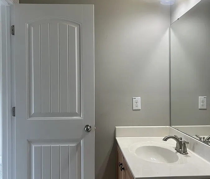 1401 Town Home Dr #1 — Photo 23