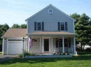 7 Bluestone Ter, East Sandwich, MA 02537