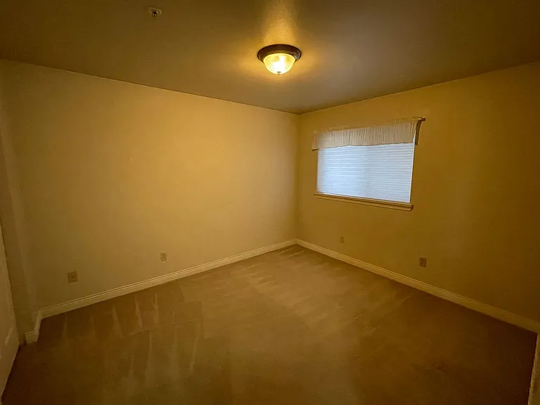 1499 SE 9th Ave #204 — Photo 7