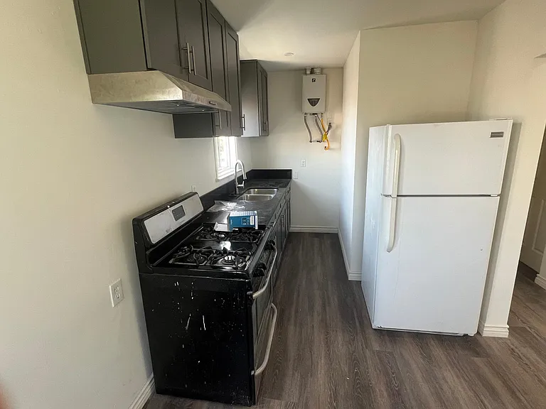 405 S Garfield Ave — Photo 6