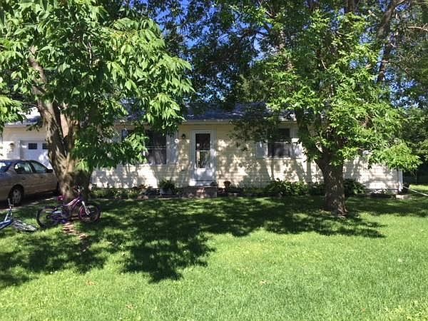 1st image of 850 Prospect Ct