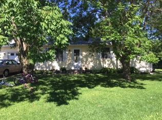 850 Prospect Ct, North Liberty, IA 52317