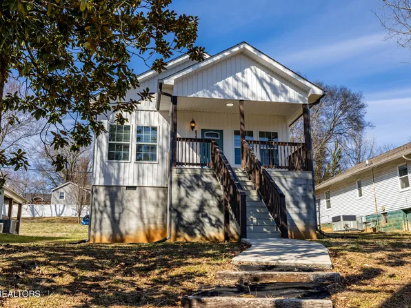 619 Midlake Dr, Knoxville, TN 37918