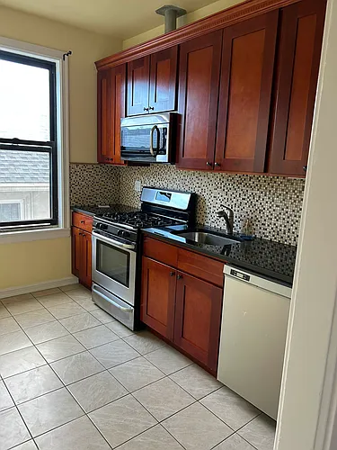 32-45 46th St #3 Photo 1