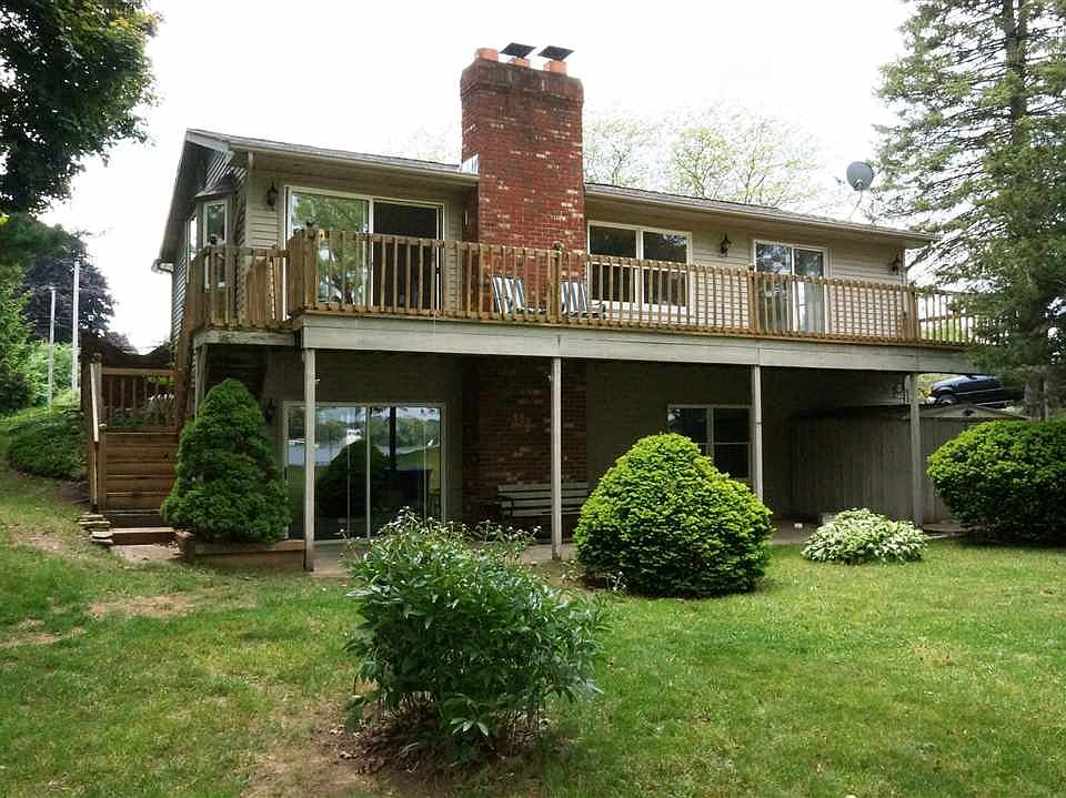 1st image of 11198 Oakwood Dr