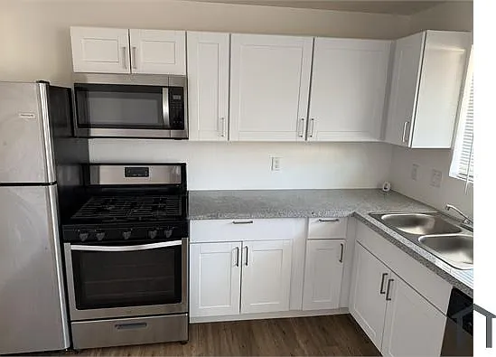 715 W Cinnabar Ave #5 — Photo 6
