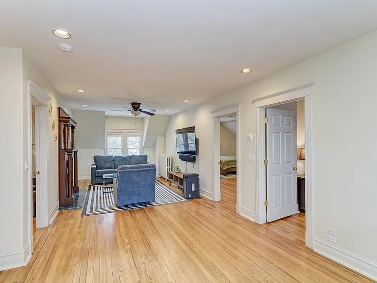 1499 Sheridan Rd — Photo 48