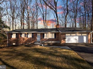 9712 Ashby Rd, Fairfax, VA 22031