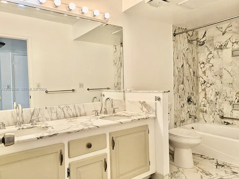 9801 Collins Ave #11M — Photo 19