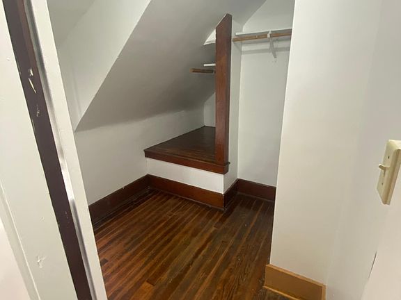 2nd image of 414 Laramie St APT 1