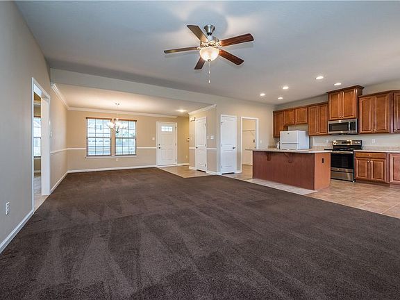 5th image of 104 Laurel Valley Dr