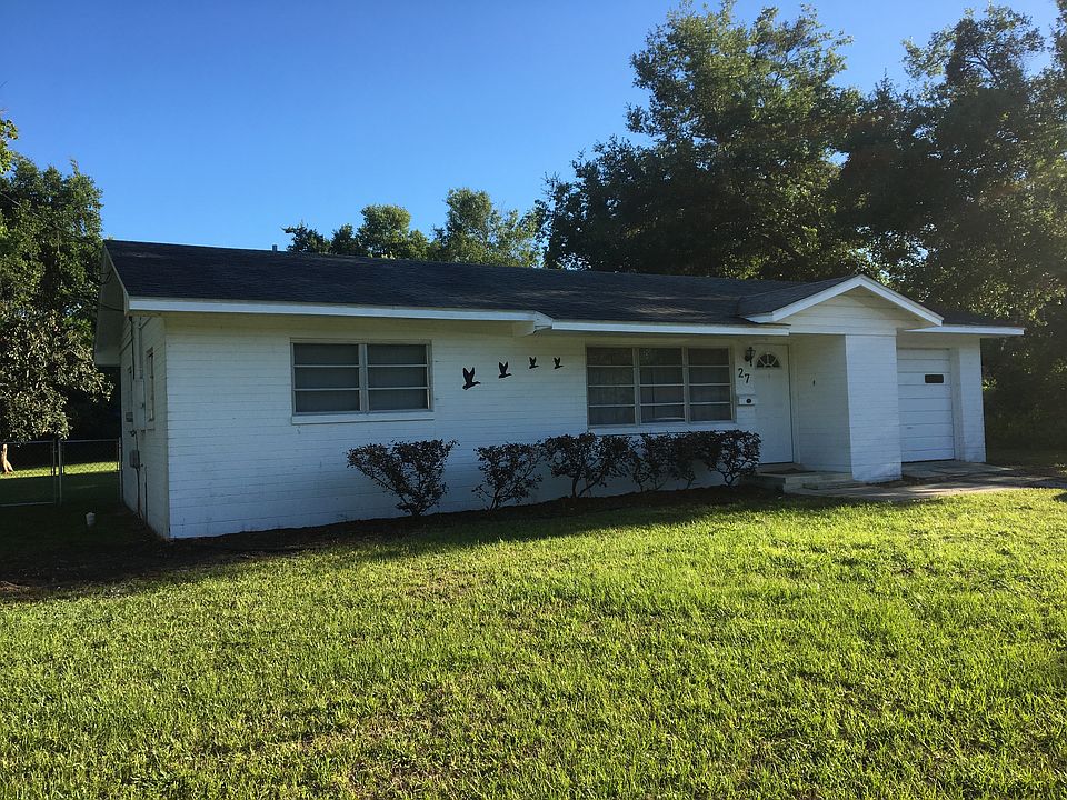 1st image of 27 Lake Dr