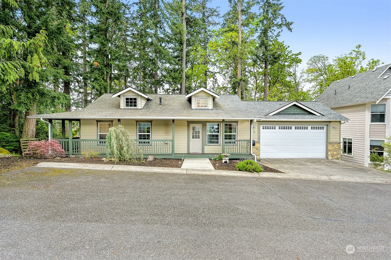 136 41st Street photo 1