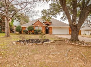 3703 Brookstone Dr, Arlington, TX 76001