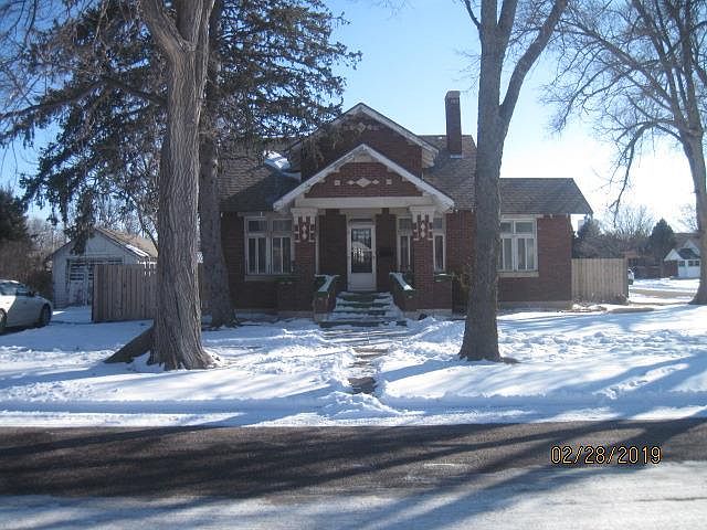 2nd image of 303 E 13th St
