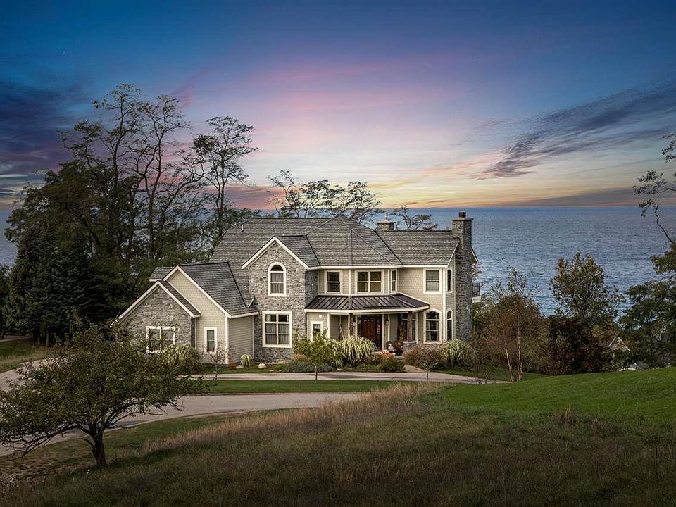 11798 S Storm Hill Dr, Empire, MI 49630 Zillow