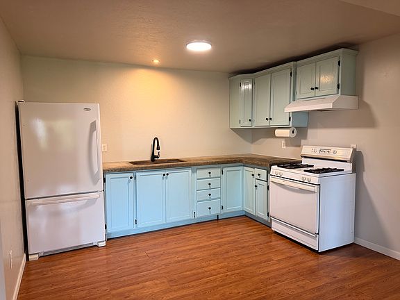 4th image of 3417 Lindsay Ave #B