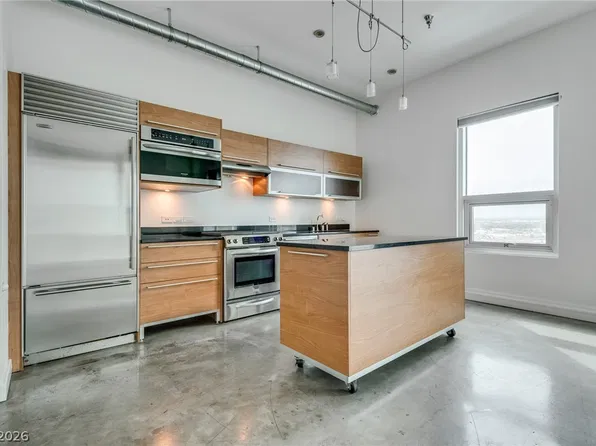 200 Hoover Ave #1802, Las Vegas, NV 89121