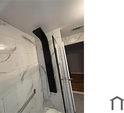 159-161 Clifford St #2 — Photo 12