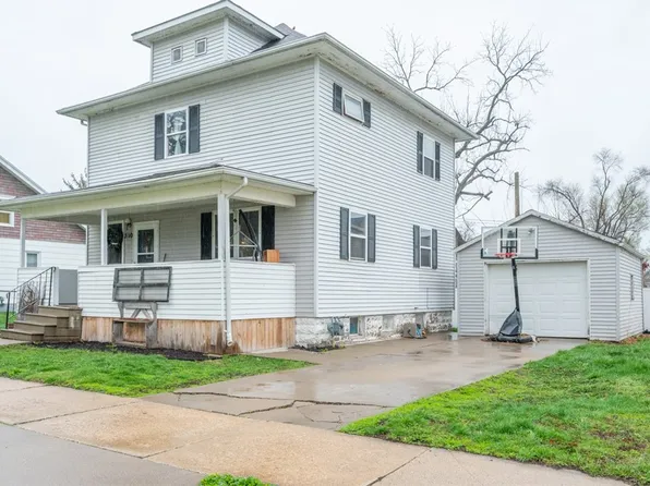 310 W Linn St, Marshalltown, IA 50158
